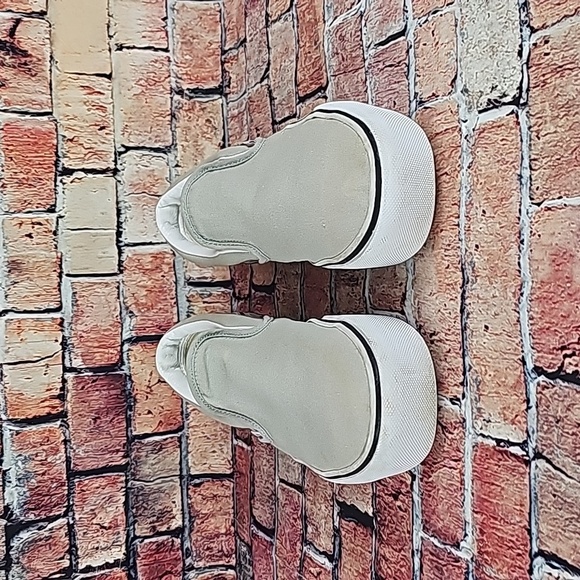 VANS SLIP ON LOWTOPS, WOMANS SIZE 8.5 EUC - Picture 4 of 12